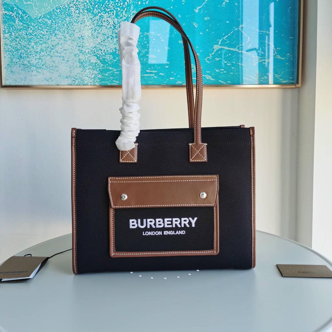 Burberry Bag 211